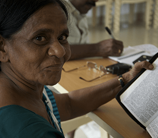 woman with Bible (2)